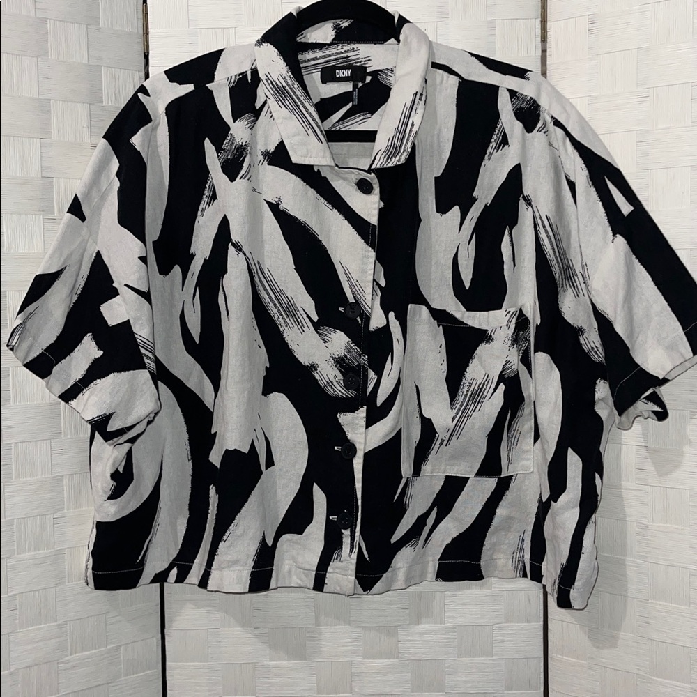 DKNY Painters Cropped Linen Button Down Shirt🎨